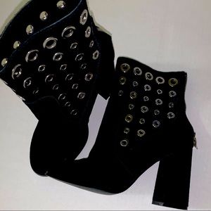 Chinese Laundry Carmen Black Suede Boot